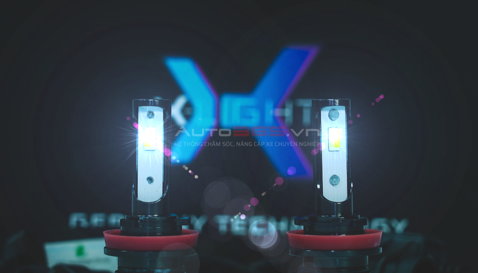 BÓNG LED X-LIGHT THREE COLOR